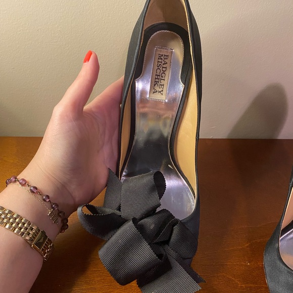Black Badgley Mischka Heels With Bow Size 10 - Picture 5 of 6